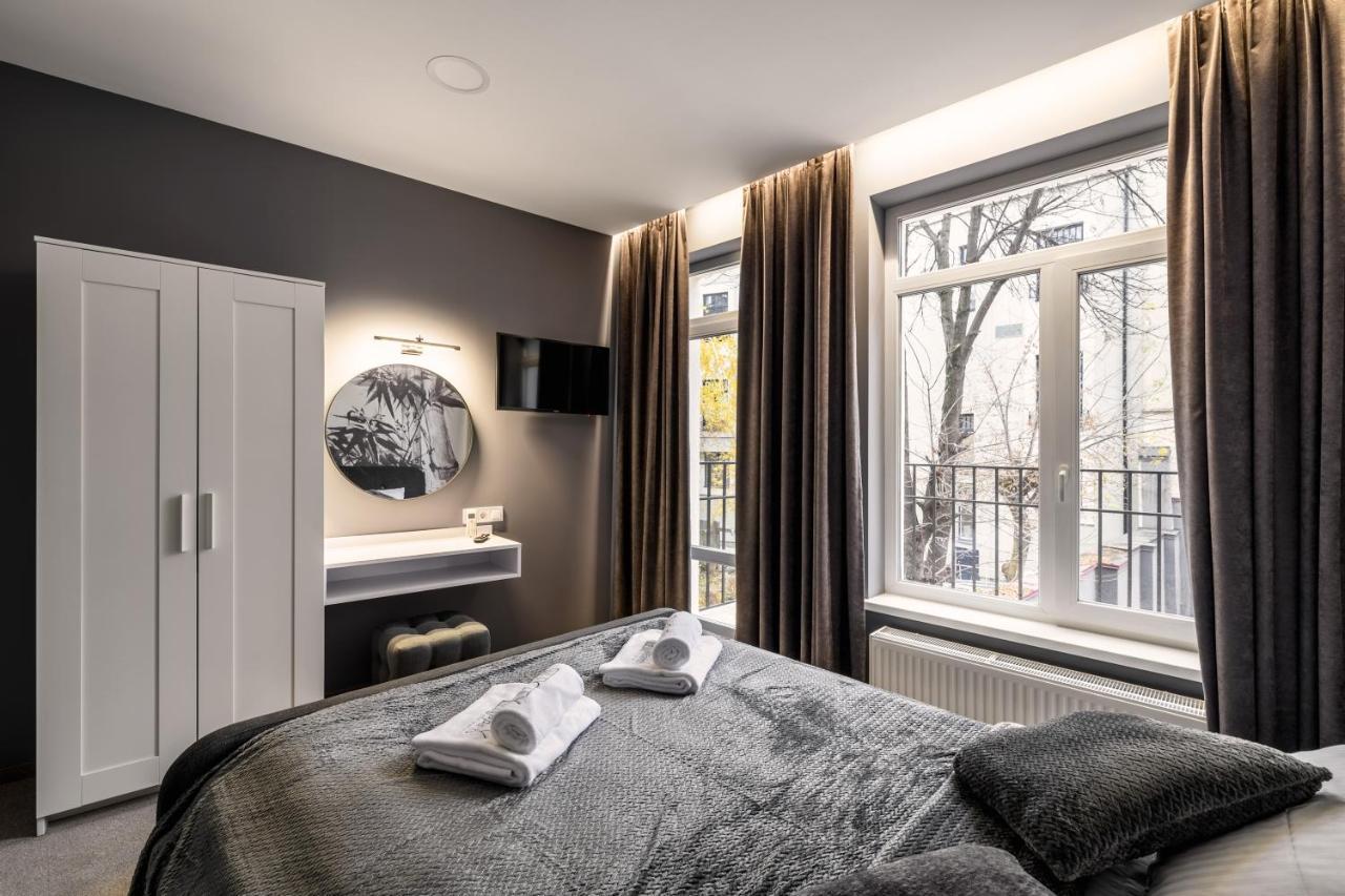 City Aparts Kulisha Str Львов Экстерьер фото